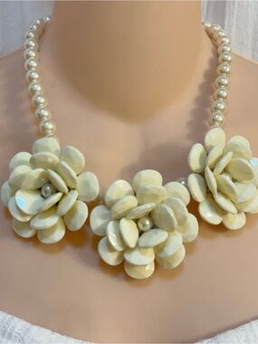 Cream Floral Statement Necklace with Pearled Strand